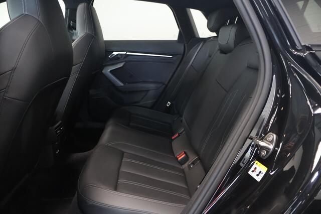 Audi A3 SPORTBACK 45 TFSIe S edition Competition 272pk | Panoramadak | Matrix LED | Leder