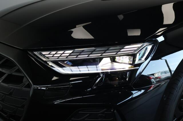 Audi A3 SPORTBACK 45 TFSIe S edition Competition 272pk | Panoramadak | Matrix LED | Leder