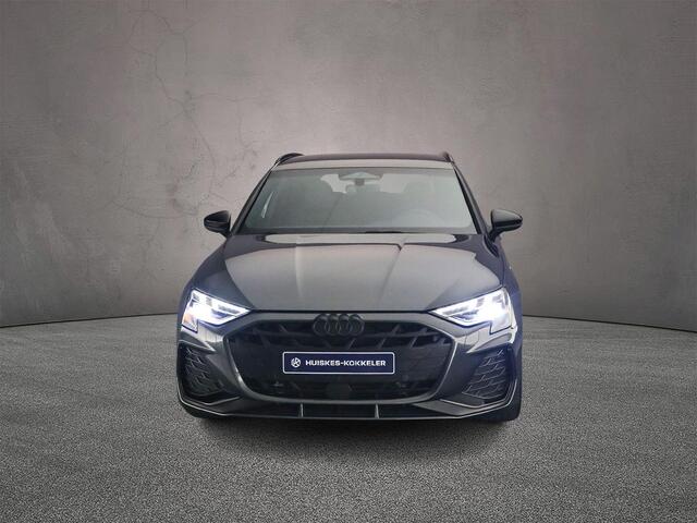 Audi A3 SPORTBACK 40 TFSI e S edition | Trekhaak | Adaptieve Cruise | Camera | SONOS Audio | Ambient Light | Interieur-pakket | Optie-pakket | LED-lichtpakket | Assistentie Pakket | Comfort-pakket plus |