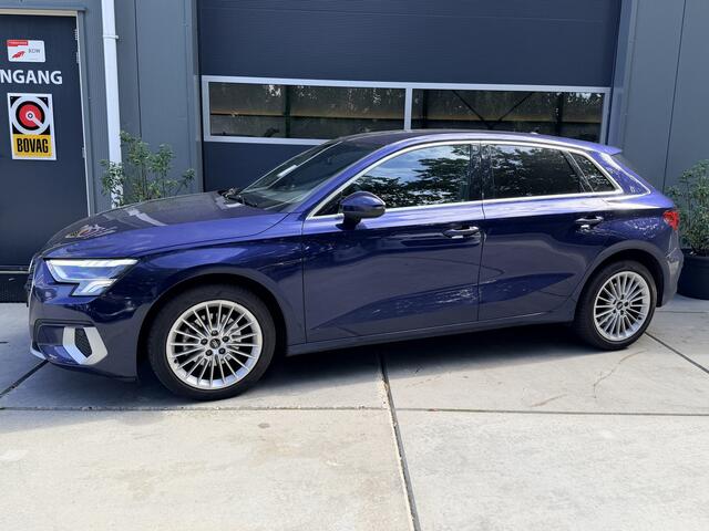Audi A3 SPORTBACK 30 TFSI Automaat Advanced edition Navigatie Stoelverwarming Sportstoelen Apple Carplay Virtual Cockpit