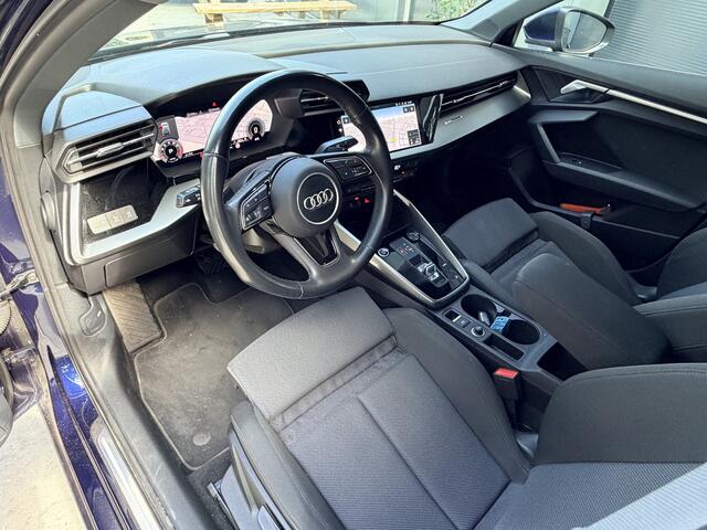 Audi A3 SPORTBACK 30 TFSI Automaat Advanced edition Navigatie Stoelverwarming Sportstoelen Apple Carplay Virtual Cockpit