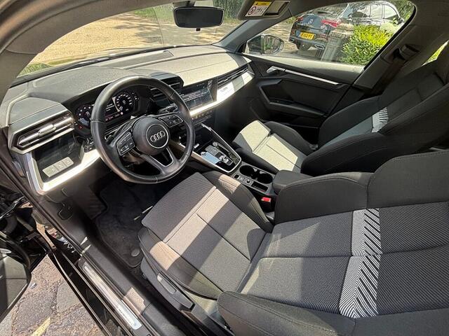 Audi A3 SPORTBACK 30 TFSI Business ed,Pano,Ecc,Navi,Sd,Cc,Sport stoel,