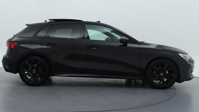 Audi A3 SPORTBACK 35 TFSI 150PK S edition | Leder | Panoramadak | PDC v+a | Comfortsleutel | 19" LMV | 60
