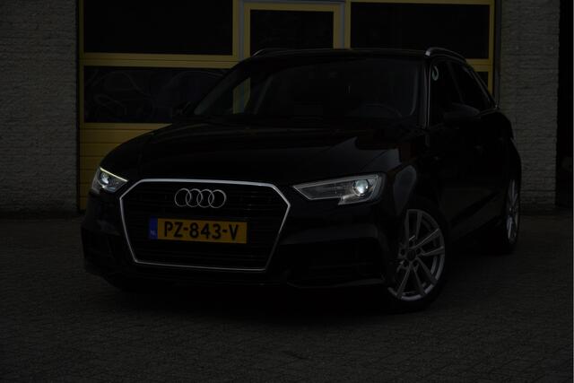 Audi A3 SPORTBACK 1.0 TFSI 5drs S-Line BJ2017 Lmv 17" | Led | Pdc | Sideskirts | Navi | Climate control | Cruise control | Getint glas