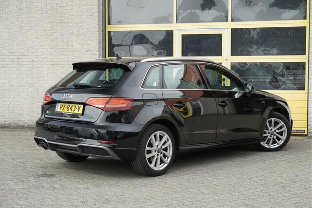 Audi A3 SPORTBACK 1.0 TFSI 5drs S-Line BJ2017 Lmv 17" | Led | Pdc | Sideskirts | Navi | Climate control | Cruise control | Getint glas