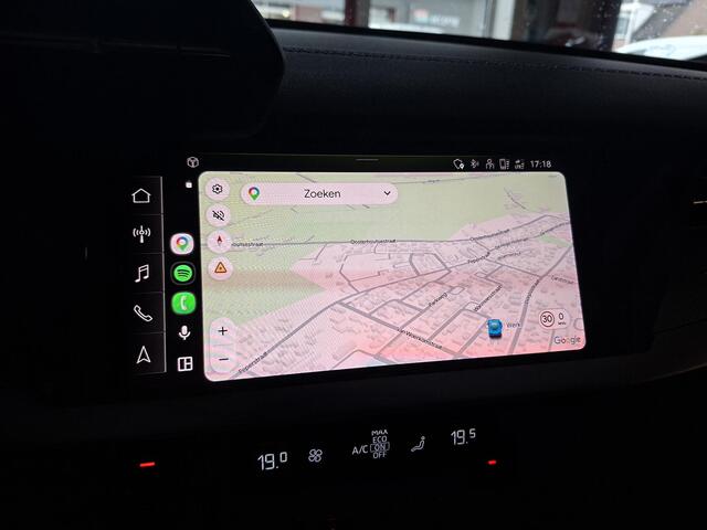 Audi A3 SPORTBACK 35 TFSI S edition Carplay|trekhaak|Digital cockpit