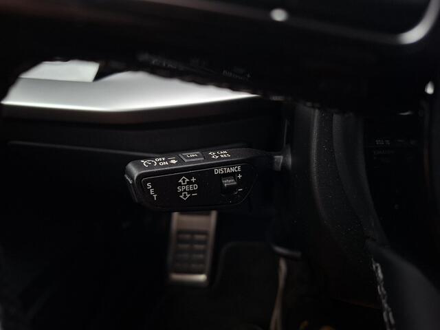 Audi A3 SPORTBACK 35 TFSI S edition Carplay|trekhaak|Digital cockpit