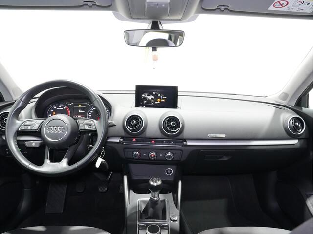 Audi A3 SPORTBACK 1.0 TFSI Pro Line 41