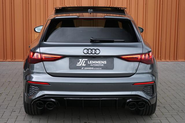 Audi A3 SPORTBACK 45 TFSI e S-line 245PK Panodak RS-stoel Memory Head up Matrix B&O ACC Sfeerv.