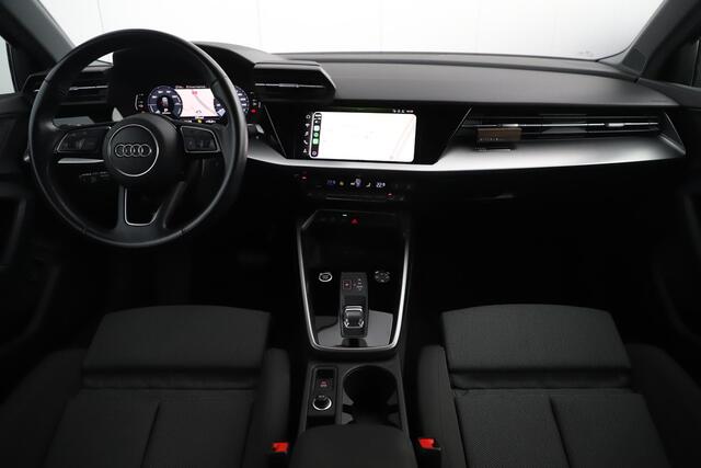Audi A3 SPORTBACK 40 TFSI e S Edition 204PK Sportstoelen 19 inch LMV Navigatie Carplay Android Full LED Stoelverwarming Adaptive Cruise