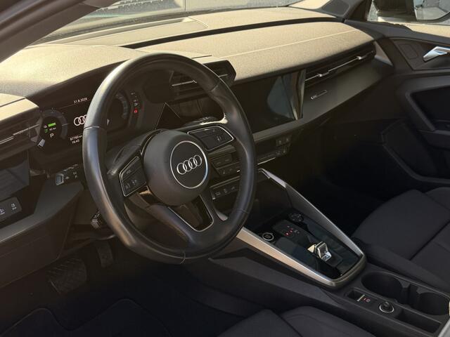 Audi A3 SPORTBACK 40 TFSI e Edition | Pano | Cruise | Drive Select | Lane Assist | LED | Stoelverwarming | Sportstoel |