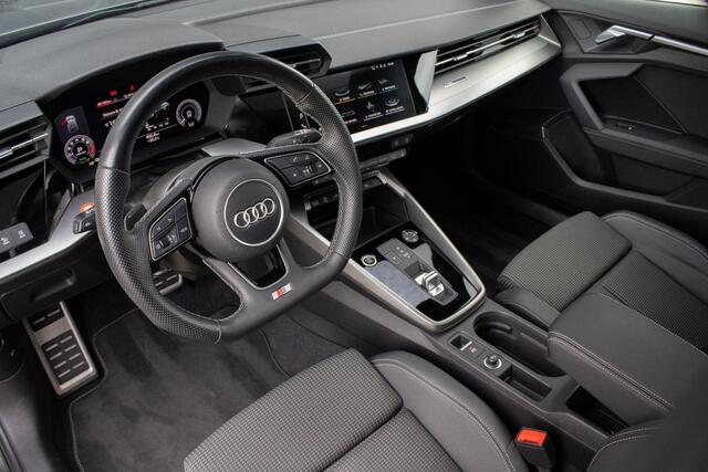 Audi A3 SPORTBACK 40 TFSIe Sline Pano Maxton B&O ACC Parkeerhulp Keyless