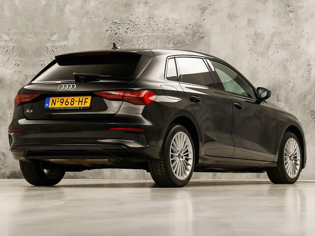Audi A3 SPORTBACK 30 TFSI Sport Automaat (APPLE CARPLAY, GROOT NAVI, ADAPTIVE CRUISE, SPORTSTOELEN, PARKEERSENSOREN, GETINT GLAS, LANE ASSIST, NIEUWSTAAT)