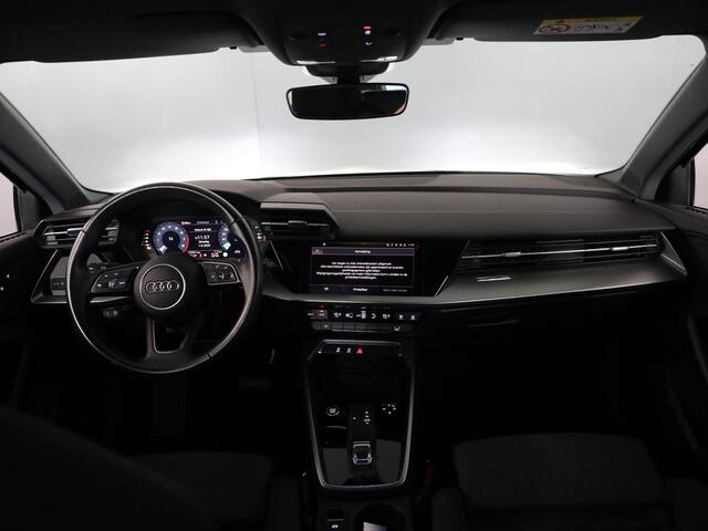 Audi A3 SPORTBACK 30 TFSI Advanced edition 110 pk S-tronic | Navigatie | Trekhaak | Parkeersensoren achter | Cruise control | Apple Carplay/Android Auto |