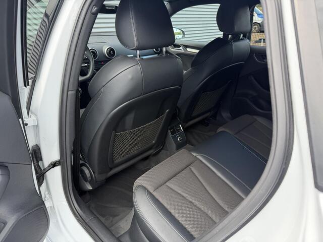 Audi A3 SPORTBACK 40 e-tron S-line |ACC|Camera|Stoelverwarming|