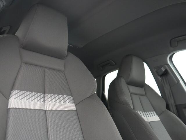 Audi A3 SPORTBACK 45 TFSI e S Line PHEV 245pk Dealer O.H. | Adaptive Cruise | Camera | Sportstoelen Verwarmd | Apple Carplay | Blis | Navigatie | DAB | Virtual | 18" L.M