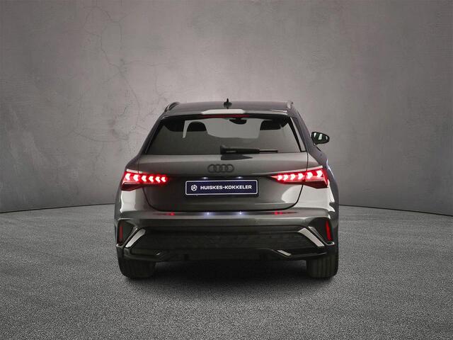 Audi A3 SPORTBACK 40 TFSI e S edition | Trekhaak | Adaptieve Cruise | Leder | Camera | SONOS Audio | Ambient Light | Interieur-pakket |LED-lichtpakket | Assistentie Pakket | Comfort-pakket plus |