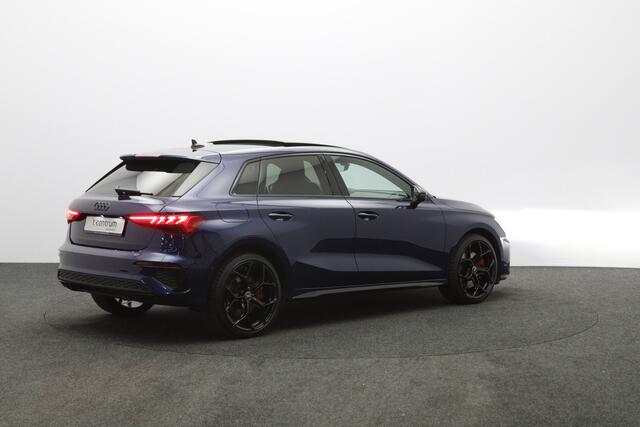 Audi A3 SPORTBACK 45 TFSI e 245 PK S-Line edition Competition PHEV, Panoramadak, Adap. Cruise Control, Head-Up, Stoelverwarming
