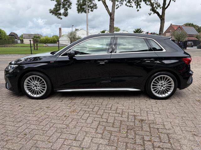 Audi A3 SPORTBACK 30 TFSI S edition NL Auto Apple Carplay Virtual Da