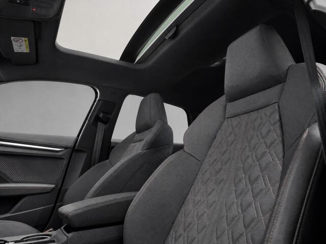 Audi A3 SPORTBACK 45 TFSIe 272pk S-tronic S edition Competition · Panoramadak · Camera · Elek. Voorstoel · Elek. Achterklep · 18'' Inch · Garantie t/m 05-02-2031 of 100.000km