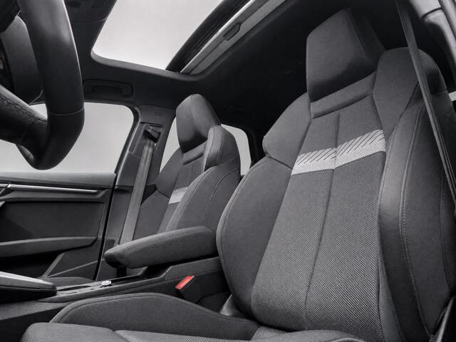 Audi A3 SPORTBACK 40 TFSIe 204pk S edition · Panoramadak · Camera · Head-Up · Keyless · Sonos Audio · Stoelverwarming · 18'' Inch · Garantie t/m 06-10-2030 of 100.000km