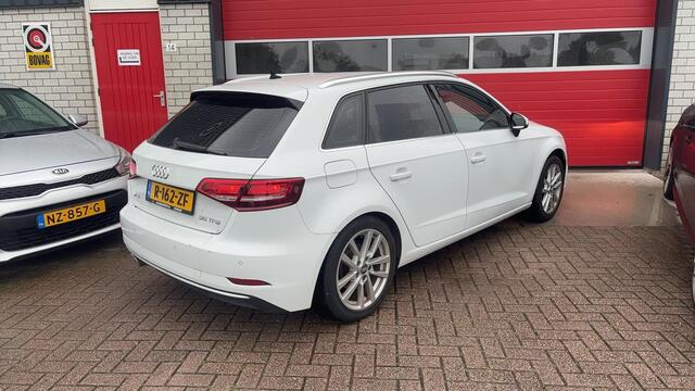 Audi A3 SPORTBACK 35 TFSI CoD Sport Lease Edition AUTOMAAT / FULL LED / CARPLAY / NAVI / STOELVERW / CLIMA / PDC / BLUETOOTH / CRUISE