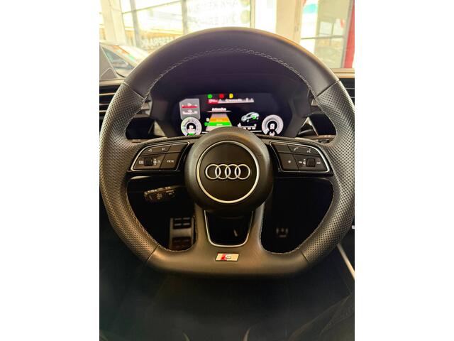 Audi A3 SPORTBACK 40 TFSI e 3X S-Line Plug-in Hybride | Achteruitrijcamera | Origineel Nederlands | Adaptieve cruise control | Automatisch inparkeren | Digital dashboard | Stoelverwarming | Apple carplay | Navigatie | 18''INCH