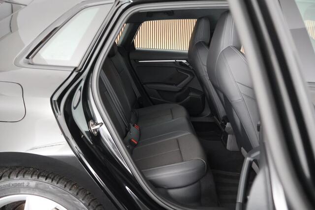 Audi A3 SPORTBACK 30 TFSI 110pk S edition LED Parkeersensoren Virtual Cockpit Navigatie 2x S-Line