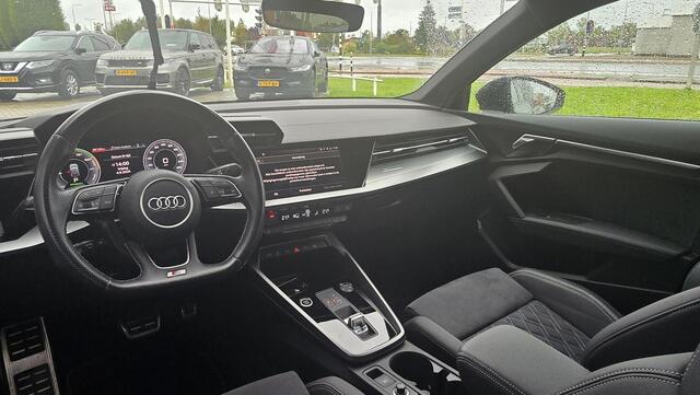 Audi A3 SPORTBACK 45 TFSI e S edition Competition |DOH|ACC|B&O|Memory