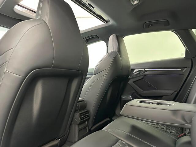 Audi A3 SPORTBACK 45 TFSI e S Line Comp. | B&O | Sportstoelen | Panoramadak |