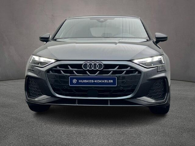 Audi A3 SPORTBACK 30 TFSI 110PK S edition | Trekhaak | Led | Adaptive-Cruise | Achteruitrijcamera | Privacy-Glass | All-Season | Smartphone-Interface |