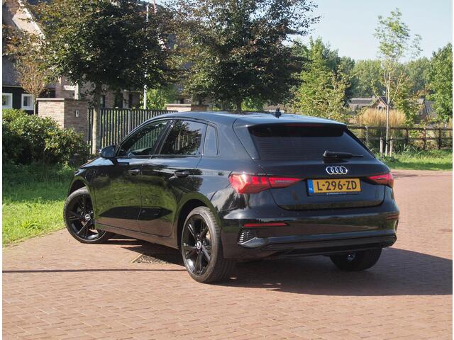 Audi A3 SPORTBACK 40 TFSI e Business edition | Apple Carplay | Sportstoelen | DAB | Navi | NL-Auto |