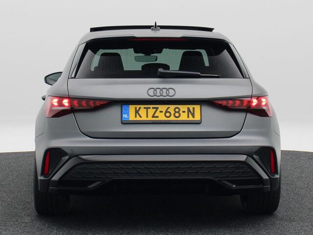 Audi A3 SPORTBACK 40 TFSI e | S edition | Daytona grijs Mat. kleur | 19 inch velgen | Panoramadak | Ambian lighting plus | Privacy glas |