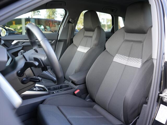 Audi A3 SPORTBACK 30 TFSI Advanced edition | Adaptieve Cruise | LED | Apple Carplay/Android Auto |