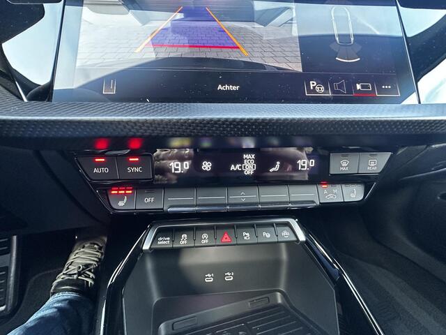 Audi A3 SPORTBACK 2.5 TFSI RS 3 quattro Pano|RS Kuipstoel|Sonos