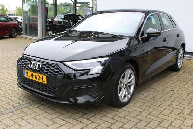 Audi A3 SPORTBACK 40 TFSI e Edition | Incl. 12 maanden Garantie | SoH 98% | Achteruitrijcamera | Adaptive cruise controle | Apple CarPlay/Android Auto | Keyless entry/start | Climate controle | Automatisch inparkeren | Navigatie | Parkeersensoren V+A | Virtual cockpit |