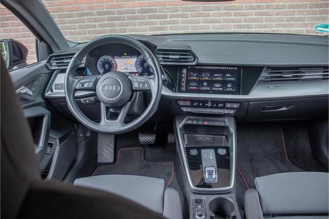 Audi A3 SPORTBACK 45 TFSI e 245pk S Line, Bang & Olufsen, Trekhaak, Stoelverwarming, Adaptive Cruise, PDC, Full LED.