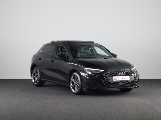 Audi A3 SPORTBACK 45 TFSI e S-Line Competition 245 pk Plug in Hybrid | Panoramadak | Parkeersensoren (Park assist) | Achteruitrijcamera | | Verlengde garantie | Navigatie