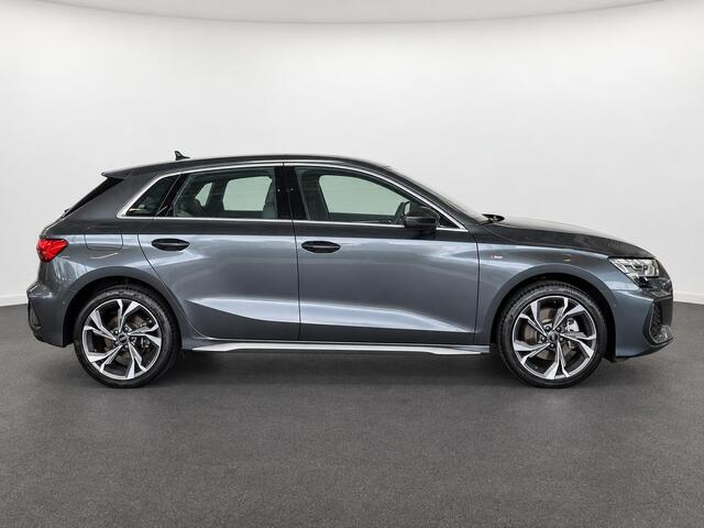 Audi A3 SPORTBACK 40 TFSI e 204pk Automaat S-Line edition Comfort pakket Plus Lichtmetalen Velgen 18" Matrix Led Parkeer sensoren Camera Cruise Control Adaptive Navigatie Apple Carplay/Android Auto