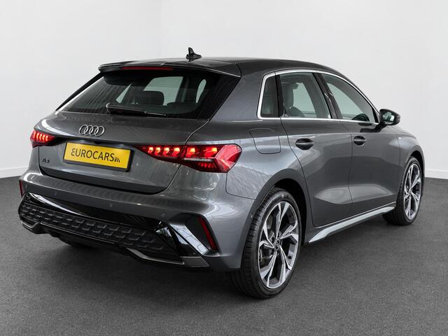 Audi A3 SPORTBACK 40 TFSI e 204pk Automaat S-Line edition Comfort pakket Plus Lichtmetalen Velgen 18" Matrix Led Parkeer sensoren Camera Cruise Control Adaptive Navigatie Apple Carplay/Android Auto