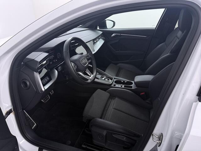 Audi A3 SPORTBACK 45 TFSI e S edition Competition | Panoramadak | Camera | ACC!