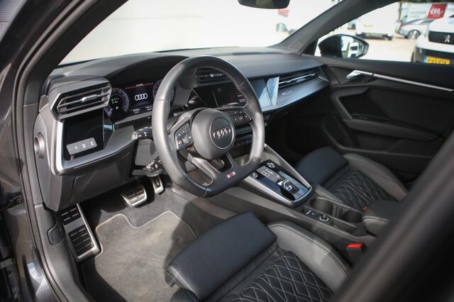 Audi A3 SPORTBACK 40 TFSI e Bns edit. | Trekhaak | Carplay | Achteruitrijcamera |