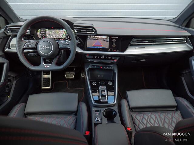 Audi A3 SPORTBACK 45 TFSI e S-Line Pano RS-Stoelen Sfeer BTW Matrix