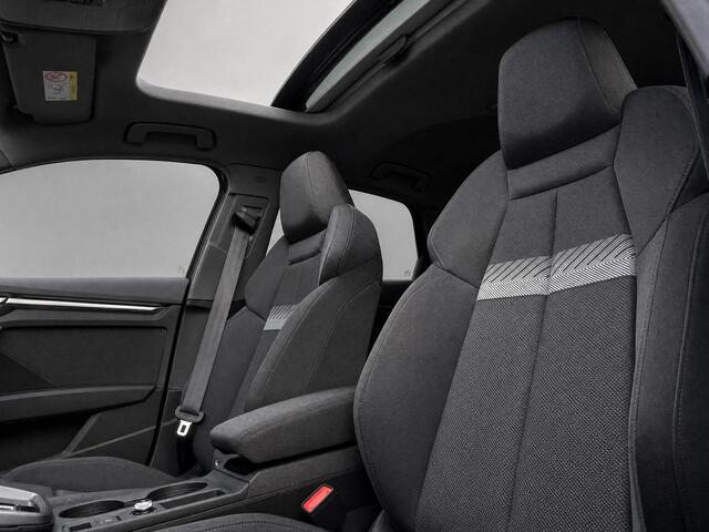 Audi A3 SPORTBACK 40 TFSIe 204pk Advanced edition · Panoramadak · Camera · Elek. Achterklep · Sonos Audio · Head-Up · 18'' Inch · Garantie t/m 06-10-2030 of 100.000km