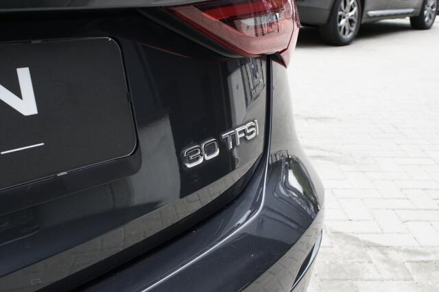 Audi A3 SPORTBACK 30 TFSI | Stoelverwarming | Sportstoelen | Cruise control | Apple CarPlay |