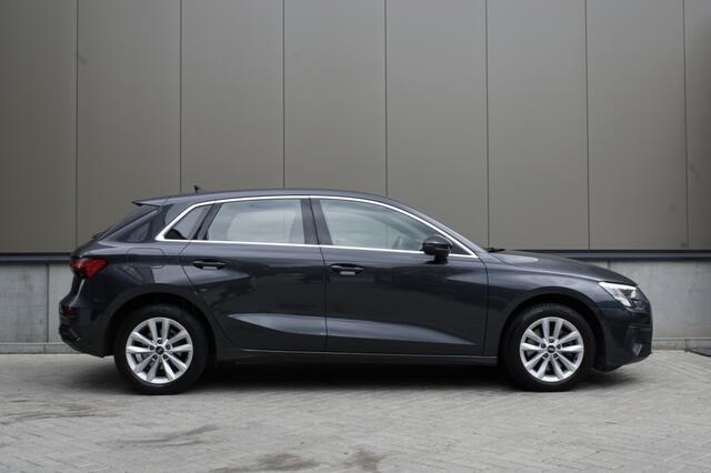 Audi A3 SPORTBACK 30 TFSI | Stoelverwarming | Sportstoelen | Cruise control | Apple CarPlay |