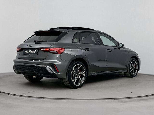 Audi A3 SPORTBACK 45 TFSI e S Edition Competition 272PK | Nieuwe auto! | Schuif-/Kanteldak | Virtual Cockpit | Stoelverwarming | Elektrisch Verstelbare Stoel | Apple CarPlay & Android Auto