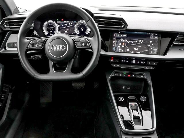 Audi A3 SPORTBACK 40 TFSIe 204pk S-tronic Advanced edition · Panoramadak · Camera · SONOS Sound · Head-Up Display · Elek. Achterklep · Keyless · Garantie t/m 07-10-2030 of 100.000km