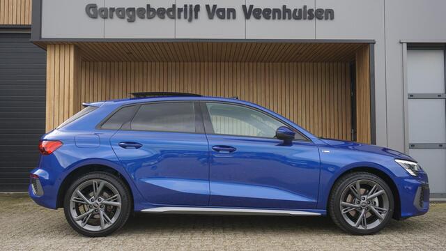 Audi A3 SPORTBACK 40 TFSIe 204PK 2x S-Line Pano.dak 18inch LM Virtual Cockpit *Sepang Blue* A-Camera ACC 66911km!