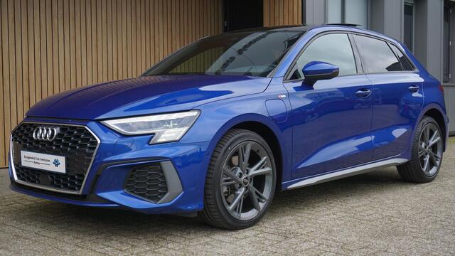 Audi A3 SPORTBACK 40 TFSIe 204PK 2x S-Line Pano.dak 18inch LM Virtual Cockpit *Sepang Blue* A-Camera ACC 66911km!